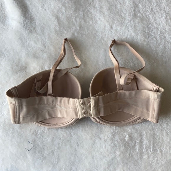 Chantelle convertible strapless push up bra - Picture 3 of 10